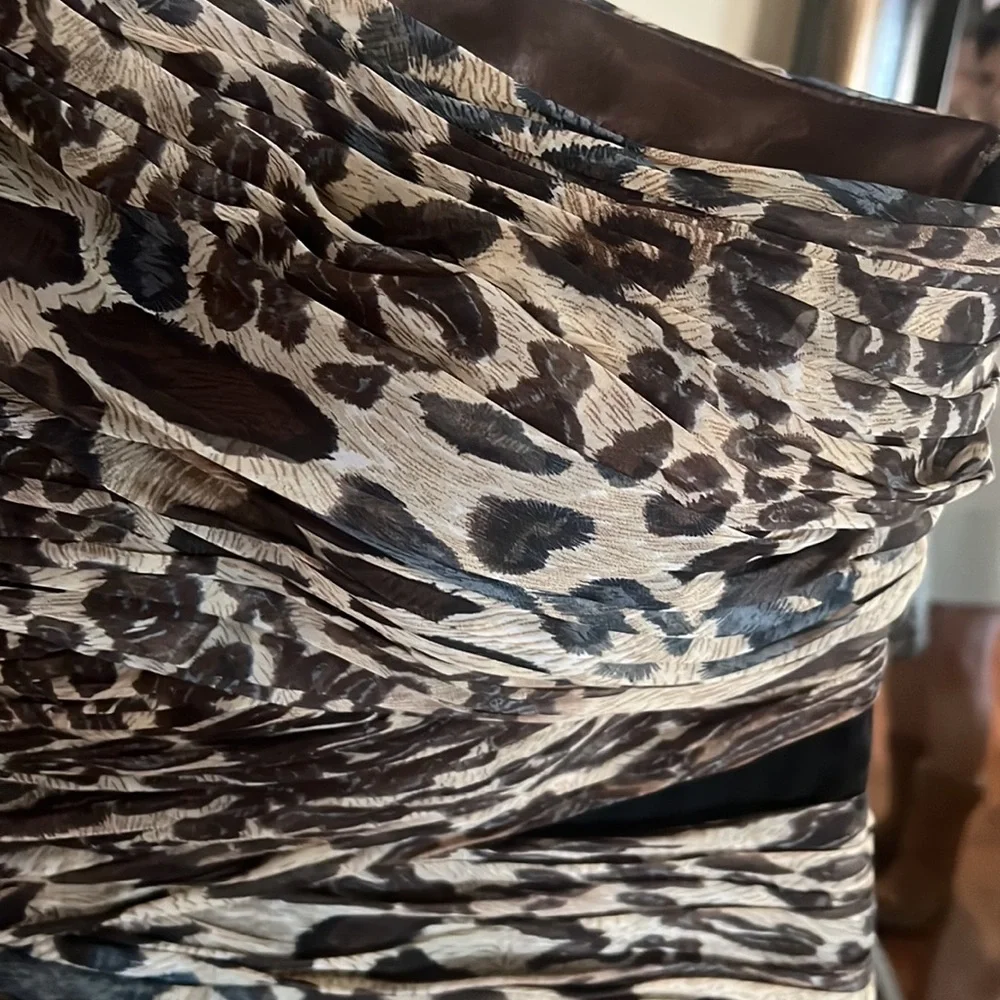 Cache - Picture 4 of 5